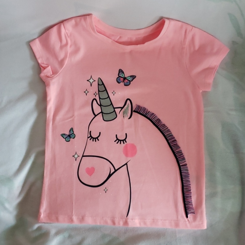 SOLD (2) NWOT Girls graphic t-shirt - Picture 1 of 3